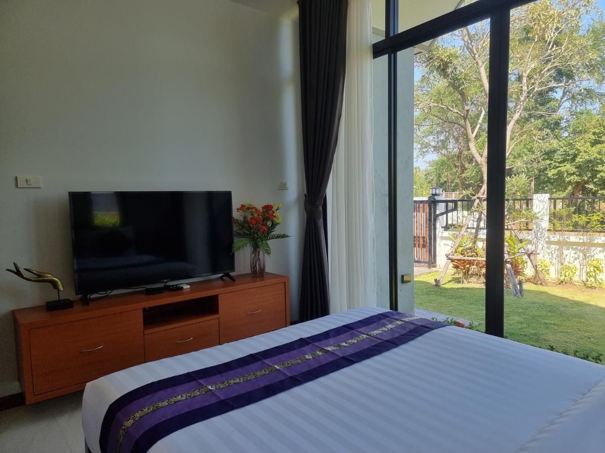 Baan Dalah Pool Villa Buriram Exterior photo